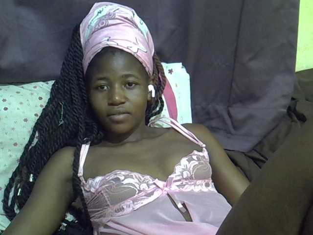 sweet-tatiana's BongaCams show and profile