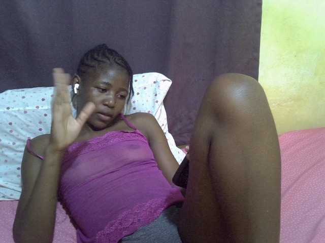 sweet-tatiana's BongaCams show and profile