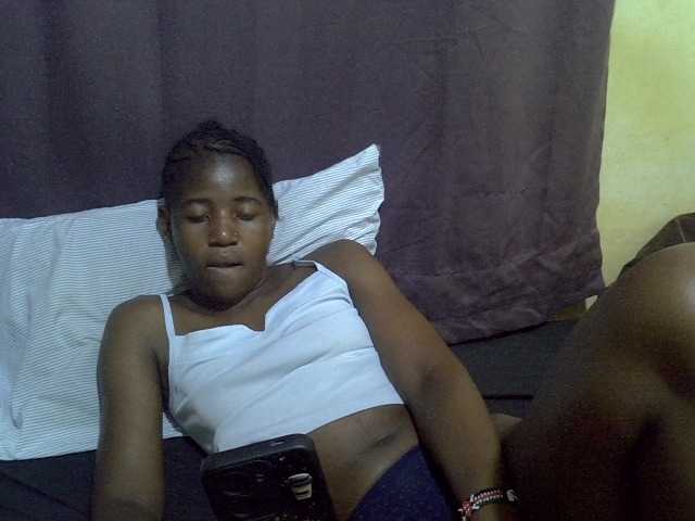 sweet-tatiana's BongaCams show and profile