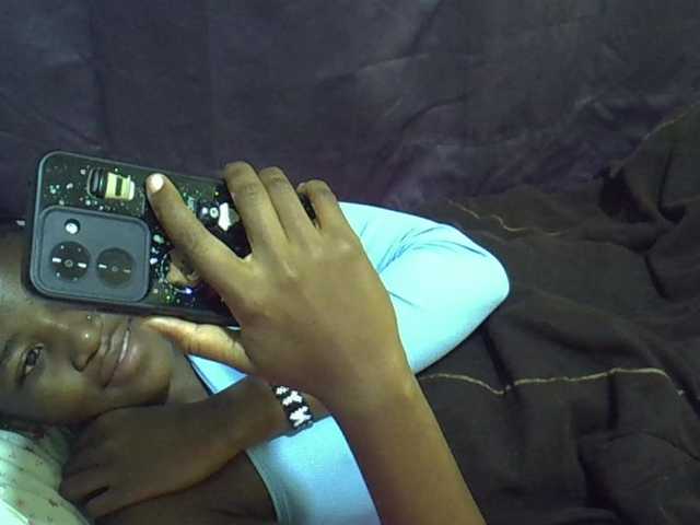 sweet-tatiana's BongaCams show and profile