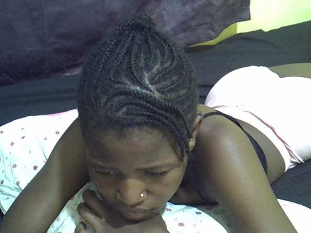 sweet-tatiana's BongaCams show and profile