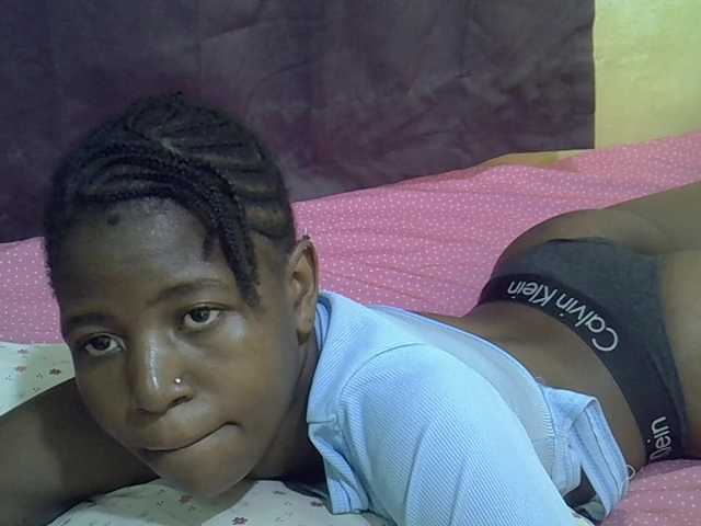 sweet-tatiana's BongaCams show and profile