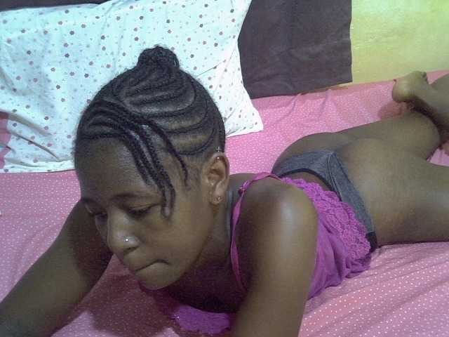 sweet-tatiana's BongaCams show and profile