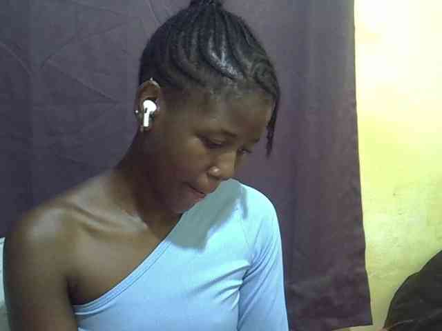 sweet-tatiana Live Webcam on BongaCams