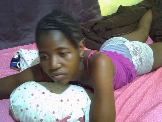 sweet-tatiana Live Webcam on BongaCams