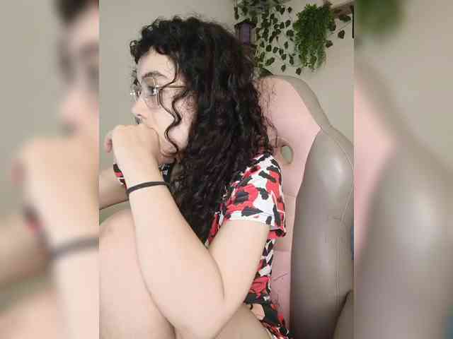 Iris-BonD Live Webcam on BongaCams