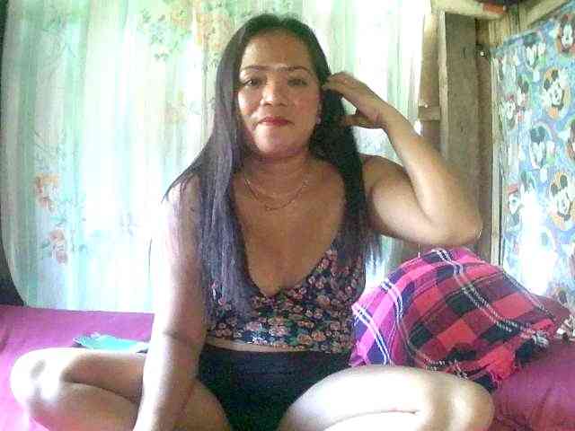 hotsexypinay38 Live Webcam on BongaCams