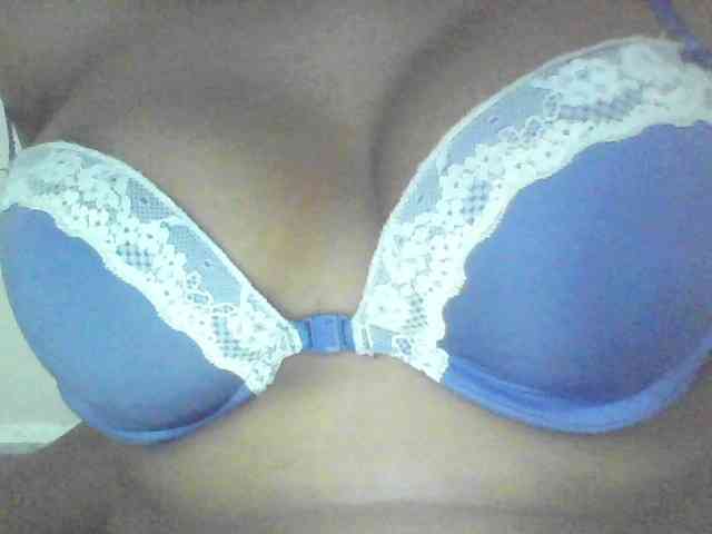 Slutttylola1 Live Webcam on BongaCams