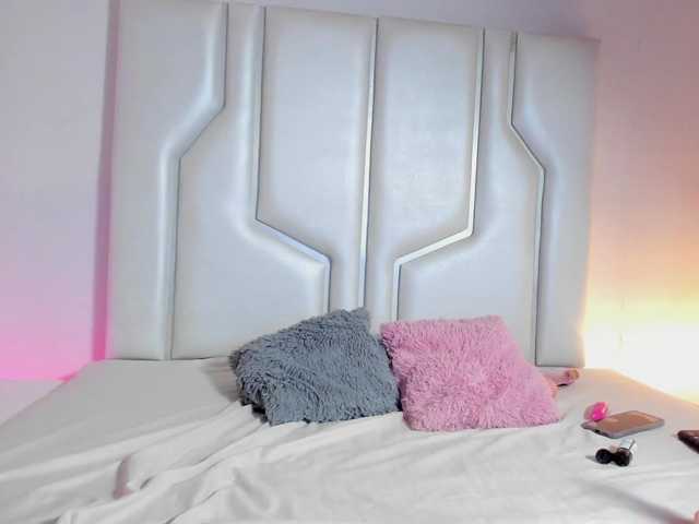 Miaatorres's BongaCams show and profile