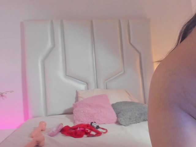 Miaatorres's BongaCams show and profile