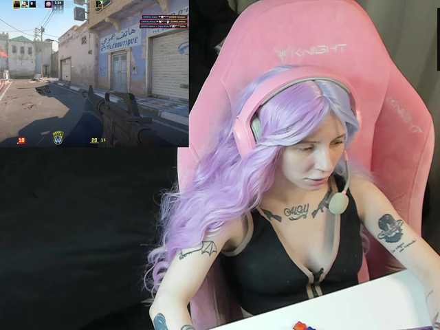 MoonScar's BongaCams show and profile