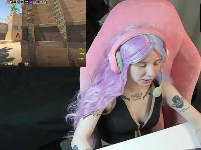 MoonScar's BongaCams show and profile