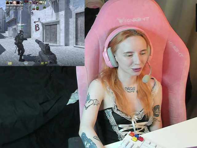 MoonScar's BongaCams show and profile