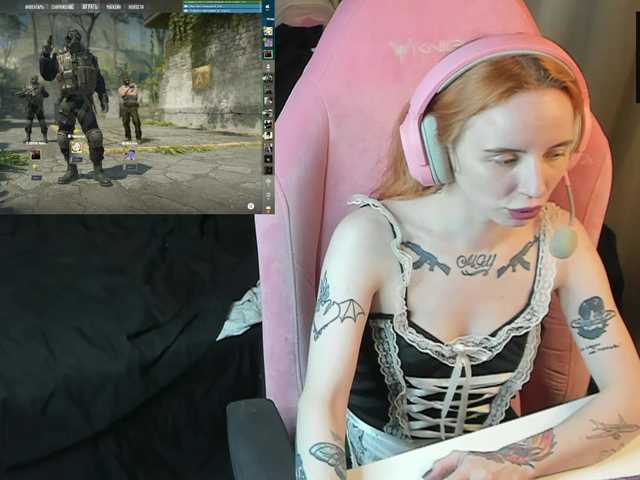 MoonScar's BongaCams show and profile