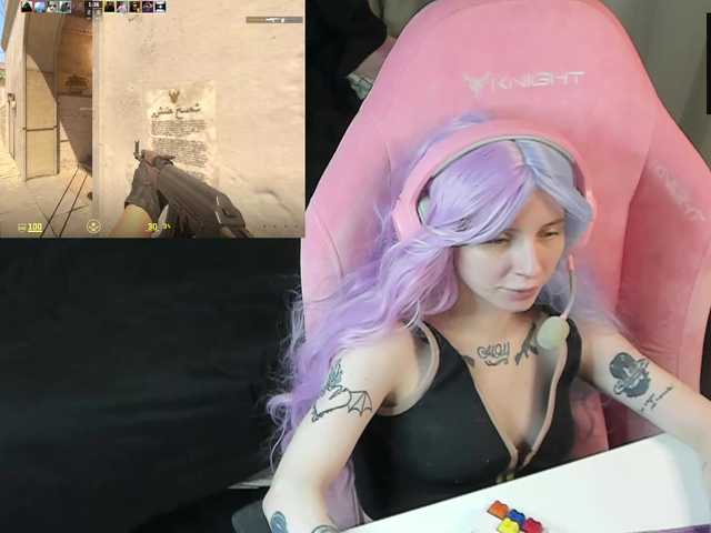 MoonScar's BongaCams show and profile