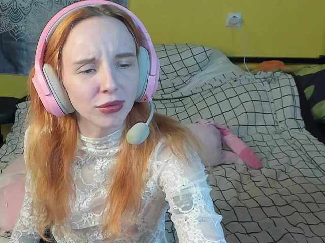 MoonScar's BongaCams show and profile