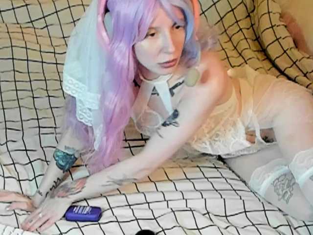 MoonScar's BongaCams show and profile