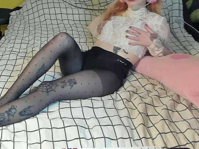 MoonScar's BongaCams show and profile