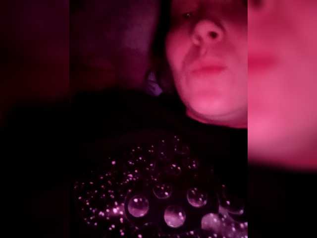 FoxyLoVe01's BongaCams show and profile