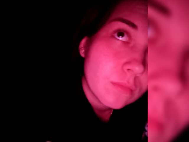 FoxyLoVe01's BongaCams show and profile