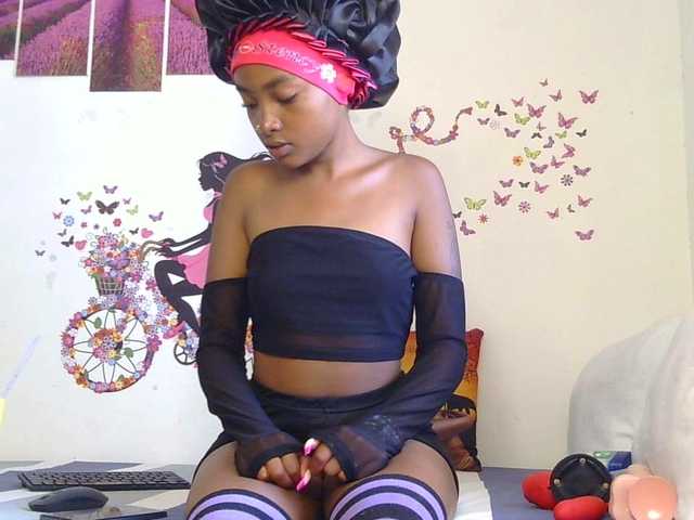 CheekyAngels1's BongaCams show and profile