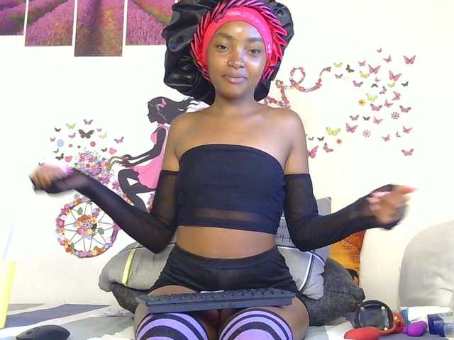 CheekyAngels1's BongaCams show and profile