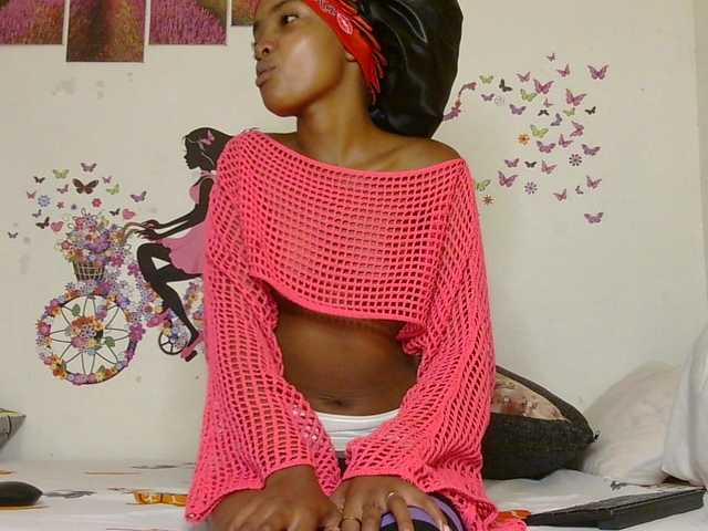 CheekyAngels1's BongaCams show and profile