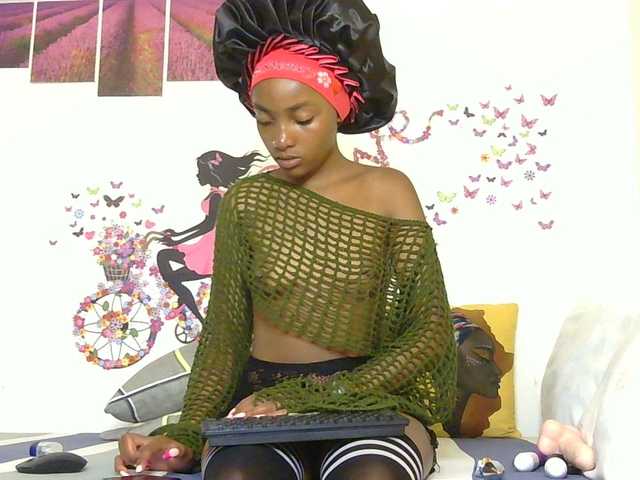 CheekyAngels1's BongaCams show and profile