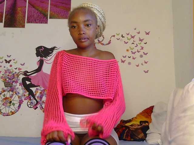 CheekyAngels1's BongaCams show and profile