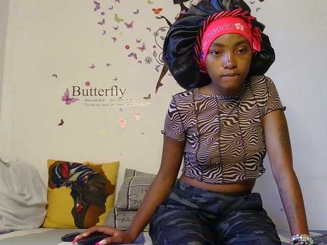 CheekyAngels1's BongaCams show and profile