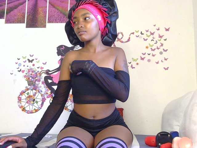 CheekyAngels1's BongaCams show and profile