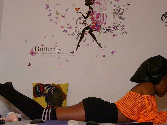 CheekyAngels1's BongaCams show and profile