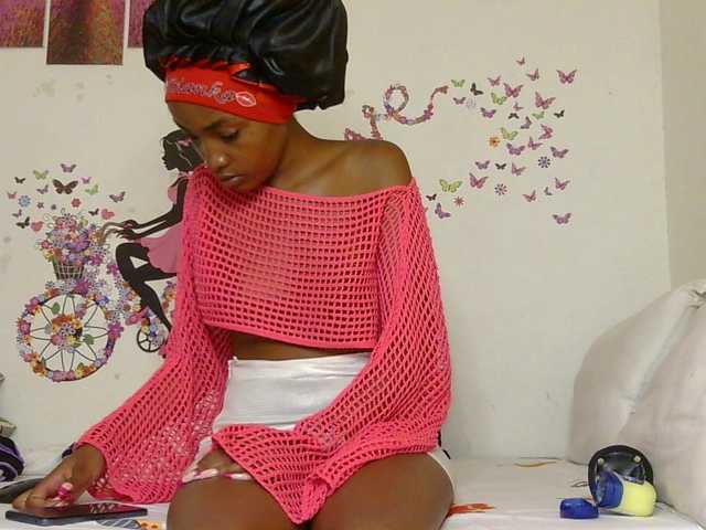 CheekyAngels1's BongaCams show and profile