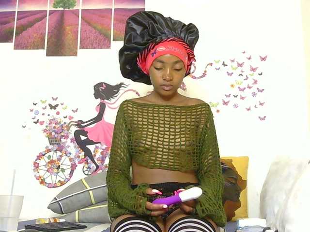 CheekyAngels1 Live Cam on BongaCams