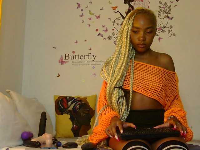 CheekyAngels1's BongaCams show and profile