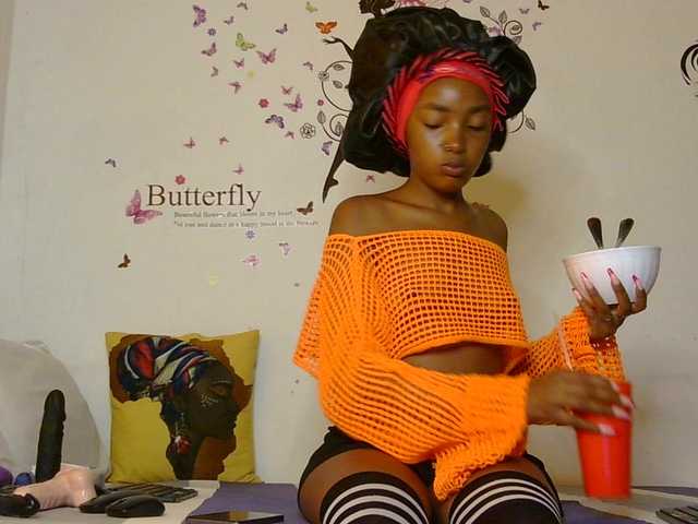 CheekyAngels1's BongaCams show and profile