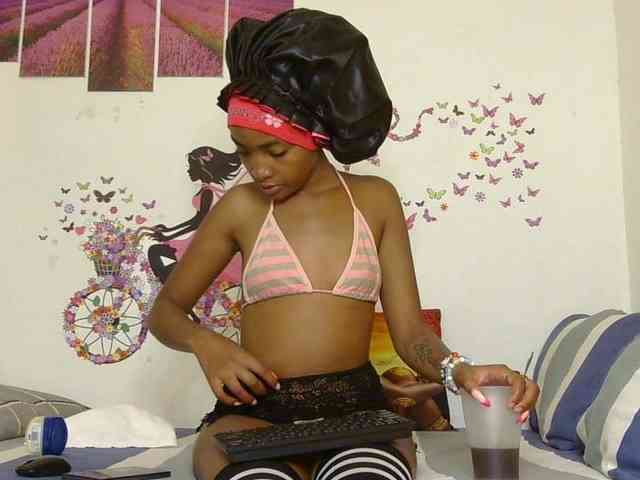 CheekyAngels1 webcam