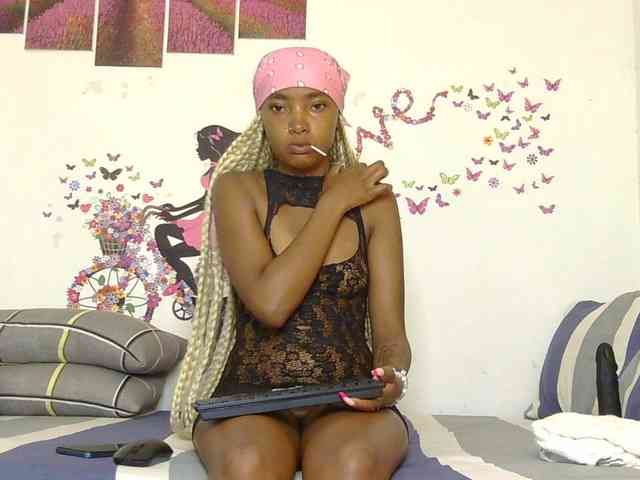 CheekyAngels1 webcam