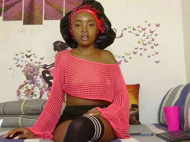 CheekyAngels1 Live Webcam on BongaCams