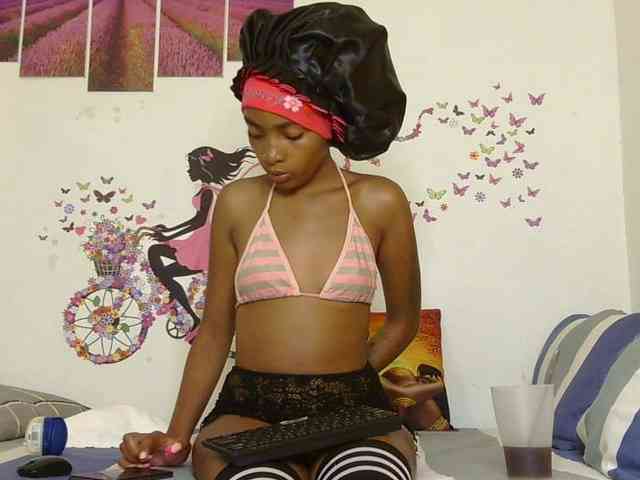 CheekyAngels1 webcam