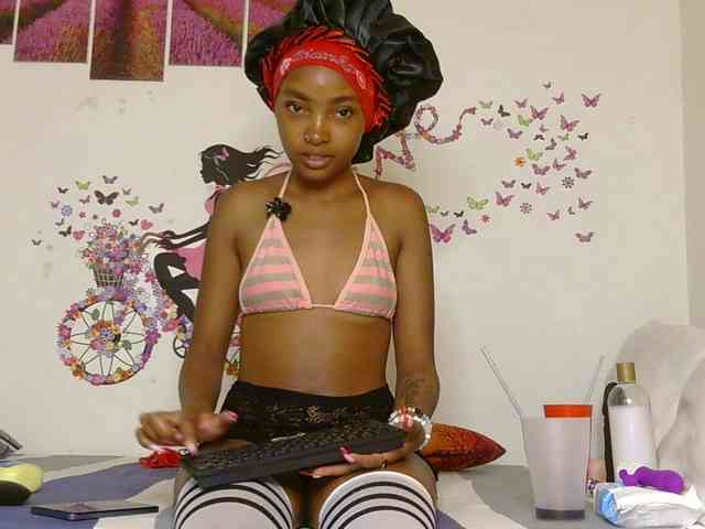 CheekyAngels1 webcam