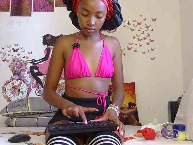 CheekyAngels1 webcam