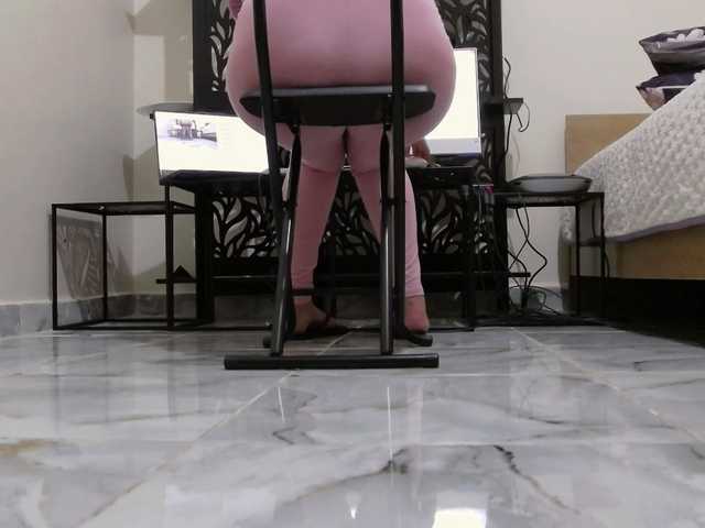 PreciousMoan's BongaCams show and profile