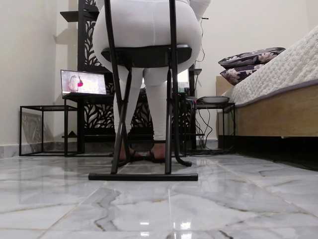 PreciousMoan's BongaCams show and profile