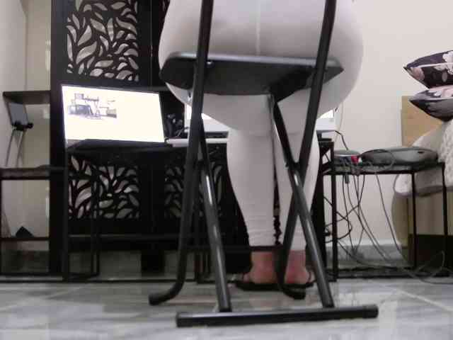 PreciousMoan webcam