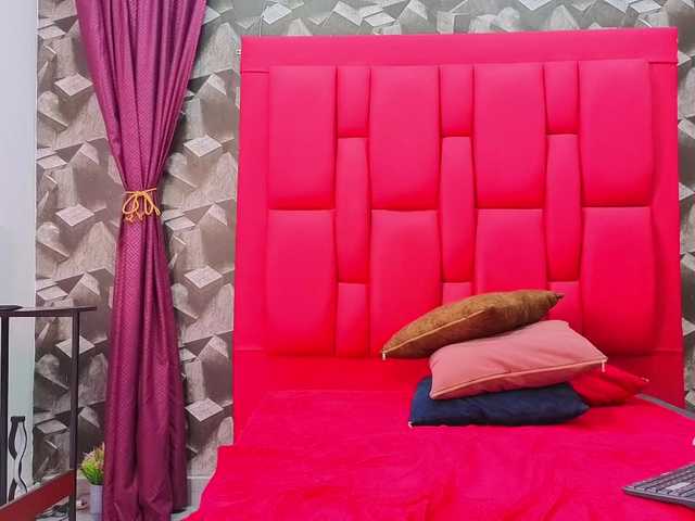 emmaalennox's BongaCams show and profile