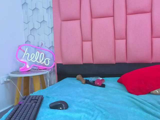 ashlleyray's BongaCams show and profile