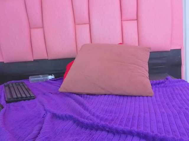 ashlleyray's BongaCams show and profile