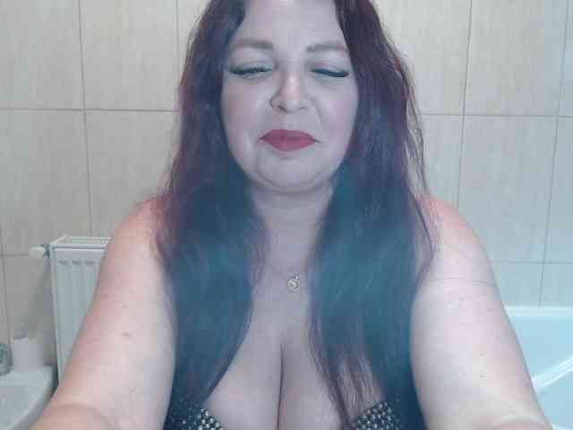 live cam bedroom Newamyy00