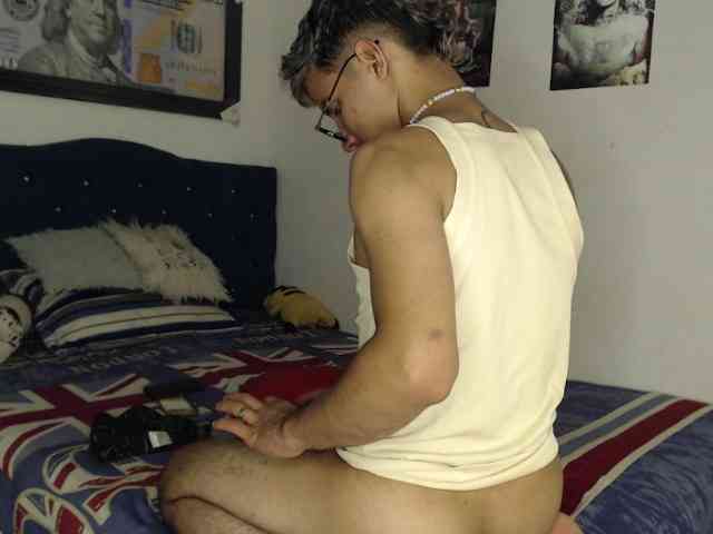 anthony-voss Live Webcam on BongaCams